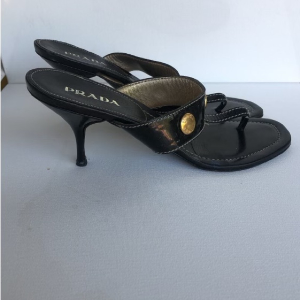 Size 8 - Picture 2 of 10